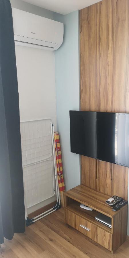 Marina Plaza Apartamenty 亚斯塔尔尼亚 外观 照片